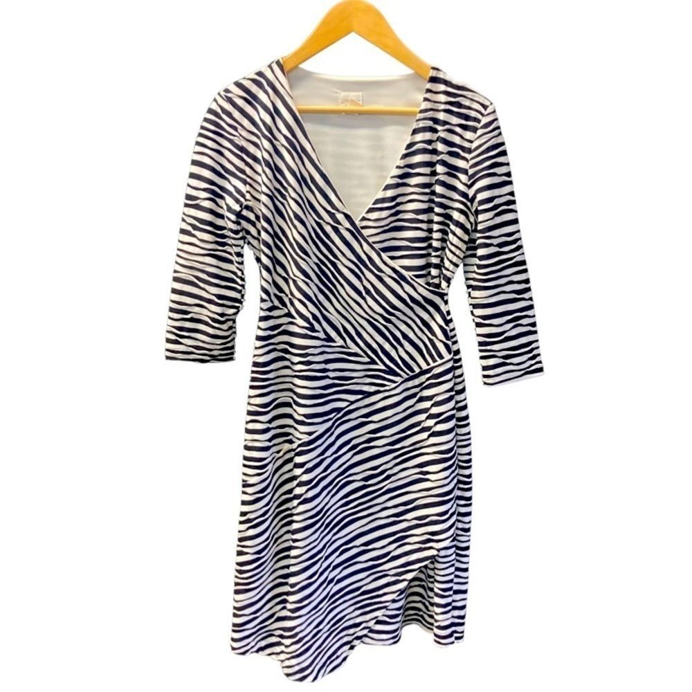 Chicos Womens Faux Wrap Dress Black White Striped Rippled Texture Size 0 Small